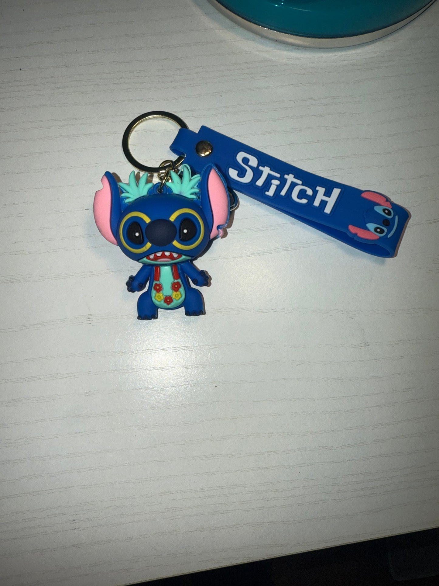 Stitch wearing a lei